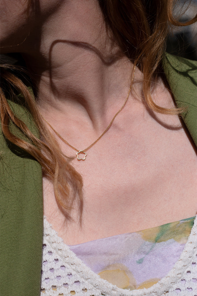 JUKSEREI FLYING FLOW NECKLACE