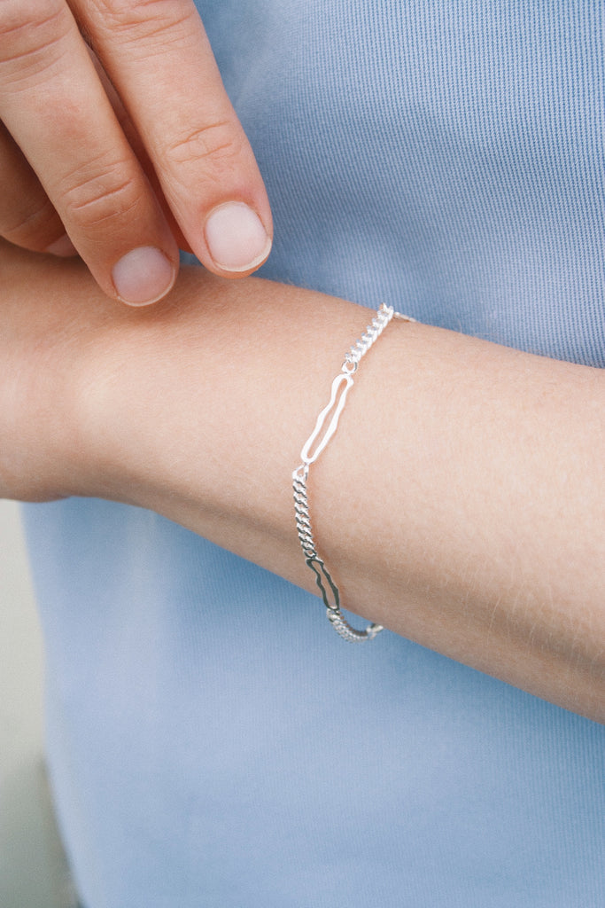 JUKSEREI ISLA BRACELET